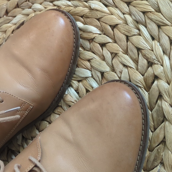 Vionic Weslyn Tan Leather Oxfords Lace-Up Loafers - Picture 5 of 10